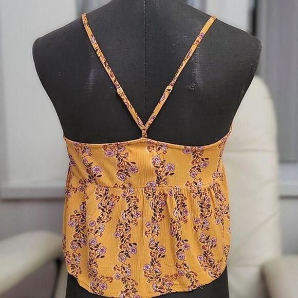 Monk & Lou saffron yellow floral print button front ruffle crop tank - Picture 2 of 10
